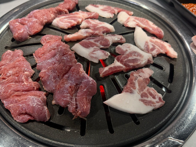 Myeongpumjejuheukdwaeji Gwanjeo店 写真 4