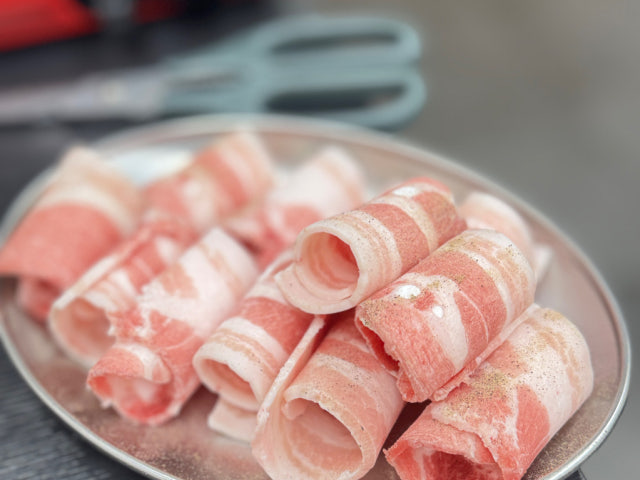 Dwaejinesamgyeopsal Photos 5