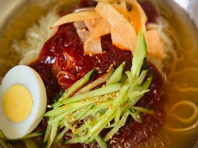 Gwaenchaneunsikdang Jinyeong店 写真 4