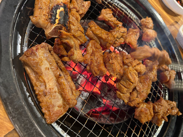 Baeknyeongalbi Sinjeong店 照片 6
