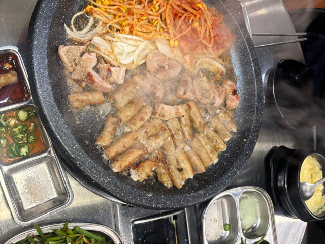 Gopchangjujeom Yeokbuk Photos 4