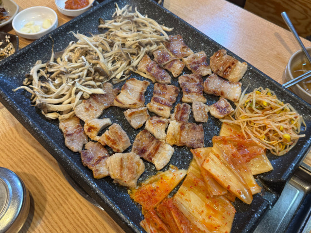 Kkulkkulinemukeunjisamgyeopsal 照片 6