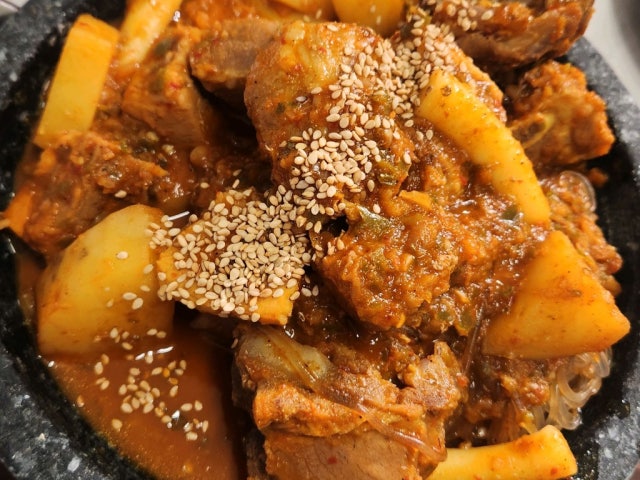 Gukminmaeunjjimgalbi Seouldaeipguyeok店 照片 6