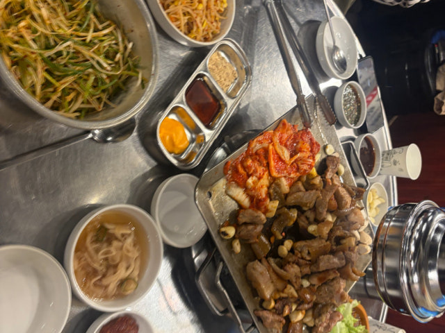 Pyeonghwagimhaedwitgogi Gyeongseongdaebugyeongdae店 照片 4