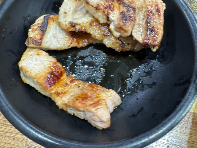 Eongteorisaenggogi Muhanripil Hongdae店 照片 5