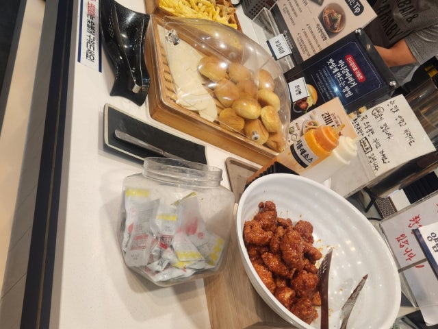 Myeongryunjinsagalbi Suwonhomaesil店 照片 6