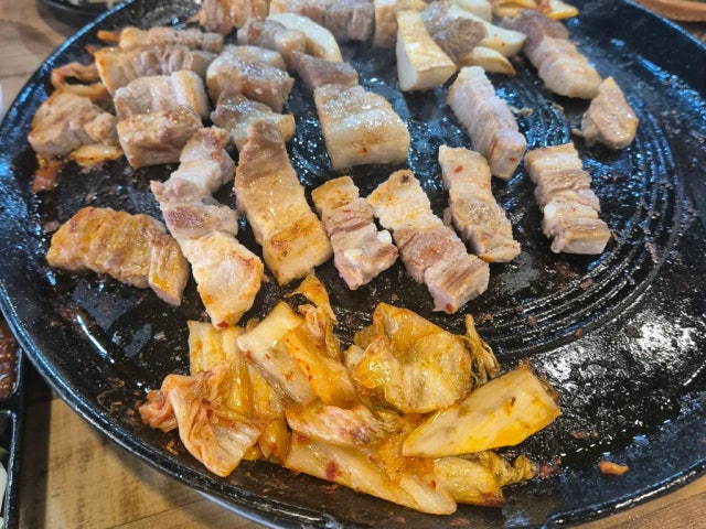 Kkumuinongjangjeongyuksikdangjuanjeom Photos 5
