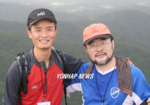 안나푸르나 등반 나서는 한왕용.최종섭씨