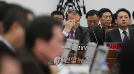 문방위 '힘들다'