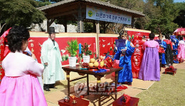 연지곤지화장품성대 | "우리도 연지 곤지 찍고 시집가요"