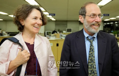 美평화봉사단원 라이크 씨 부부