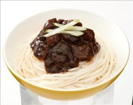 만가복중국음식마트 | '짜장면 먹방'에 마트 중국음식 매출 급증