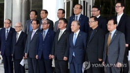 이북5도청 찾은 홍용표 통일부장관