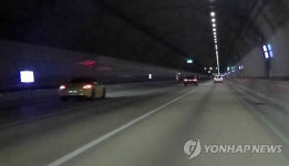 의사 등 자영업자 9명 '시속 272㎞' 광란의 질주