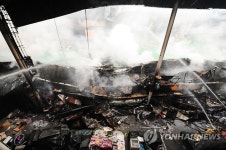 불탄 4지구·낡은 1지구 복합재건축…상인들 대체상가 활기 기대