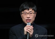 '바람 불어 별이 흔들릴 때'의 안경모 연출
