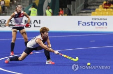 블랙야크장희선 | 패스하는 장희선