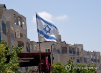 벤앤제리스아이스크림창원북면(DV)점 | 벤앤제리스 "점령지에 우리 아이스크림 못넘겨"…모회사에 반기