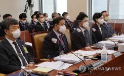 원전커머스김제제일 | '탈원전' 김제남 원자력안전재단 이사장, 국감서 사퇴요구 거부