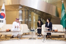 한화진 장관, 한국-사우디 비즈니스 연합회 회장 면담