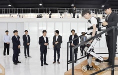 (주)찬상푸드 | 김윤상 차관, 혁신제품 생산기업 현장방문