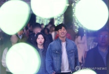 벤제프송파석촌 | 빛으로 물든 석촌호수, 송파 루미나리에 축제 개막