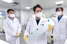 한그루연합의원건식 | 차세대 배터리 개발현장 살펴보는 이준석 의원