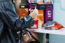 cu동두천동원점 | '편의점서 1천원짜리로 살 게 없다'