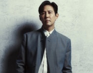 의전법인계빈 | Lee Jung-jae puts 'Squid Game' glory behind him