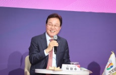 에바코(양산지사) | 박완수 지사, 양산서 상생토크…"의료바이오·교통 메카로 육성"