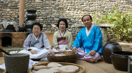 조광주유소주 | 우리의 첫 전통주 '조옥화 안동소주', 미래가 길을 묻다