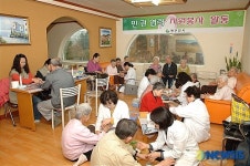 중두마을경로당 | 동두천시, 휴일 봉사활동 나서