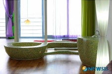 송기사욕실타일 | 곡선화 된 욕조와 세면대