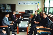 (주)코리아세븐 안산이동사거리점 | 김철민 안산시장, 이동시장실 운영