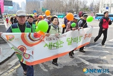 활기찬성모재활센터 구내식당 | 어르신들의 활기찬 발걸음