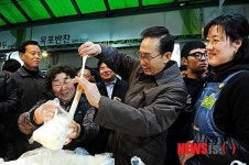 李대통령, 평택 서진캠·송북시장 방문