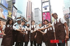 카페뉴욕CAFENEWYORK | 카페베네 뉴욕 타임스퀘어점, 오픈 1년 만에 방문객 100만 돌파