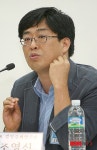 죠셉앤미카엘경영경제연구소 | 의견 발표하는 조영신 SK 경영경제연구소 수석연구원