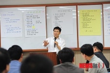 아투에프앤디시스템충렬지사 | 안희정 지사 "인사시스템 직원들이 만들고 실천하라"