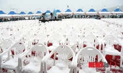 나자인부산롯데쇼핑동주 | 부산 롯데 복합쇼핑몰 기공식..'텅 빈 객석'