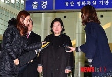 인터뷰하는 현 회장