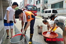 대원대학교 비상급수 | 청주 물 난리에 소방차 비상급수 투입