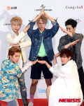 포즈 취하는 임팩트