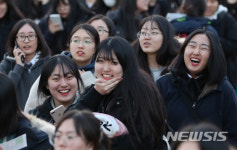 포항여고구내매점 | 지진 이겨내고 수능 마친 포항 수험생들