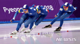 나란히 역주하는 대한민국