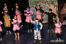 문백공인계량소 | "전교생이 뮤지컬배우예요" 진천 문백초 '눈길'