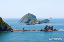 '벚꽃 자월도·동백꽃 외연도'…봄철 가볼만한 섬 7곳 선정