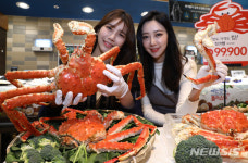 홈플러스 "레드킹크랩 저렴하게 들여가세요"