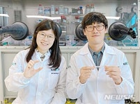 정규동의웰빙건강보완대체의학자연치유연구원 | 화학연구원, 자가치유되는 건강측정용 웨어러블 센서 개발