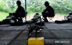 병사 두부 총상 사망 후 2년반 만에 또 아찔한 軍사격장 사고